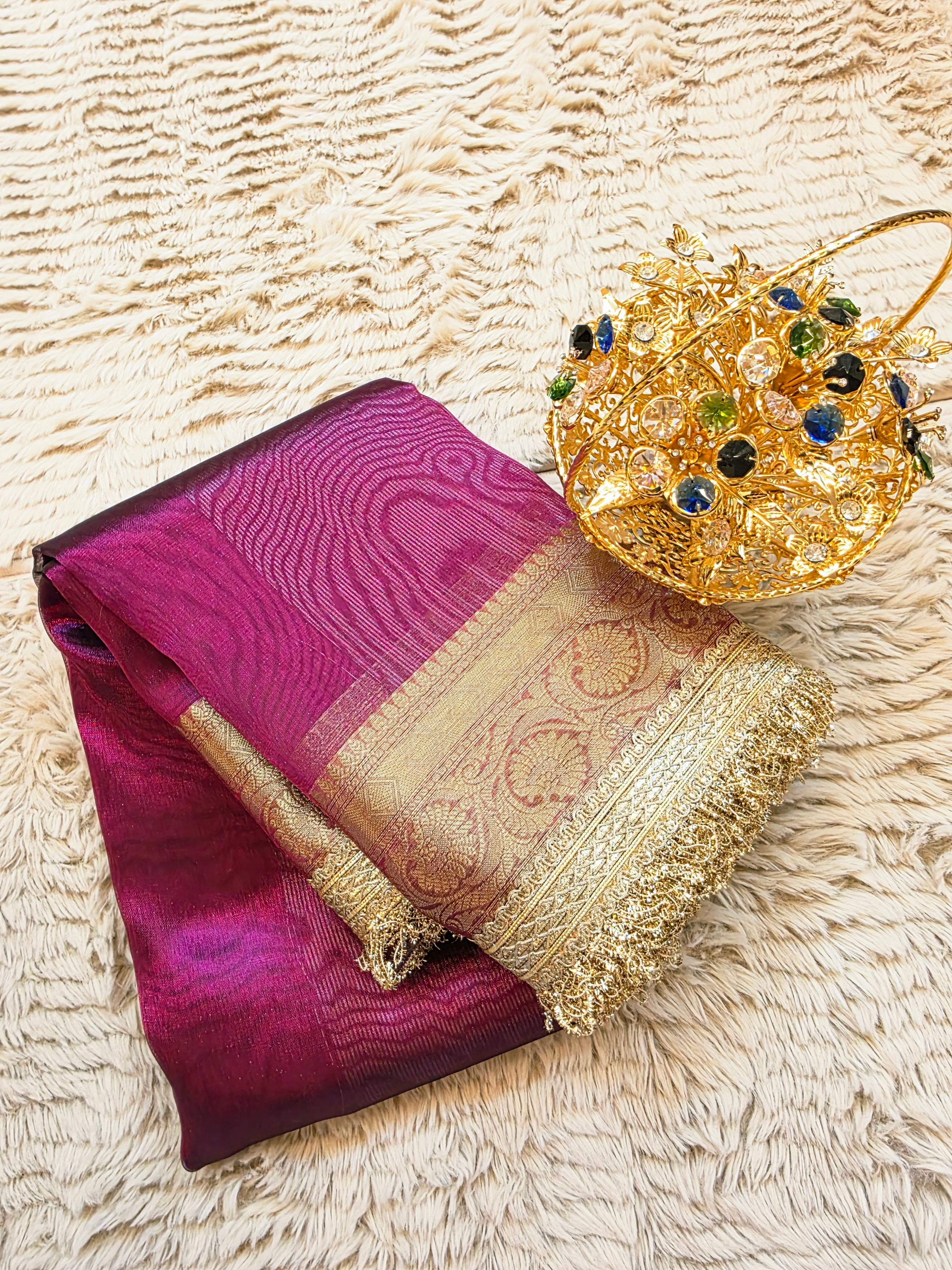 Banarasi Tissue Saree having Plain Body & Lace Border
