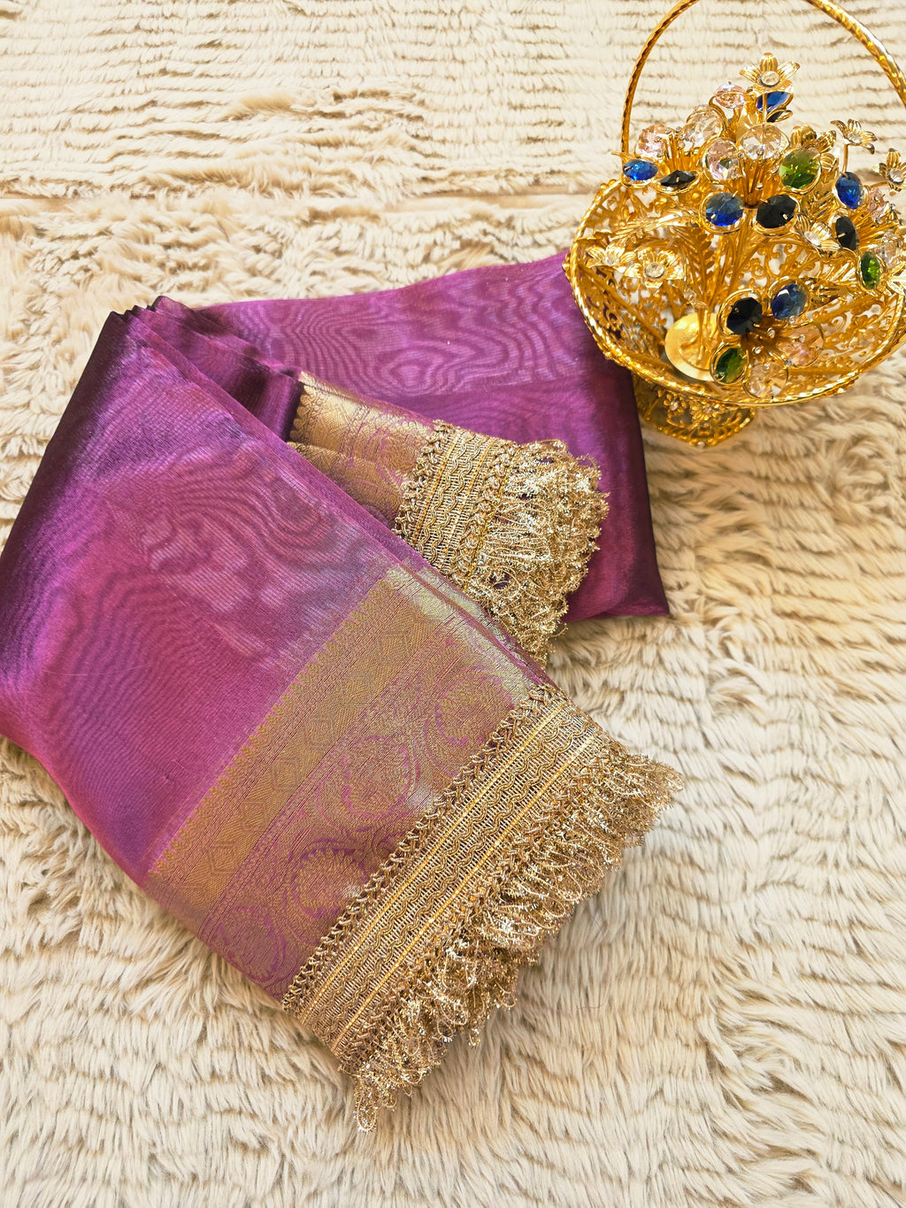 Banarasi Tissue Saree having Plain Body & Lace Border