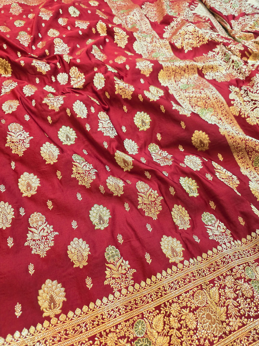 Maroon Majesty – Banarasi Mashru Katan Silk Saree
