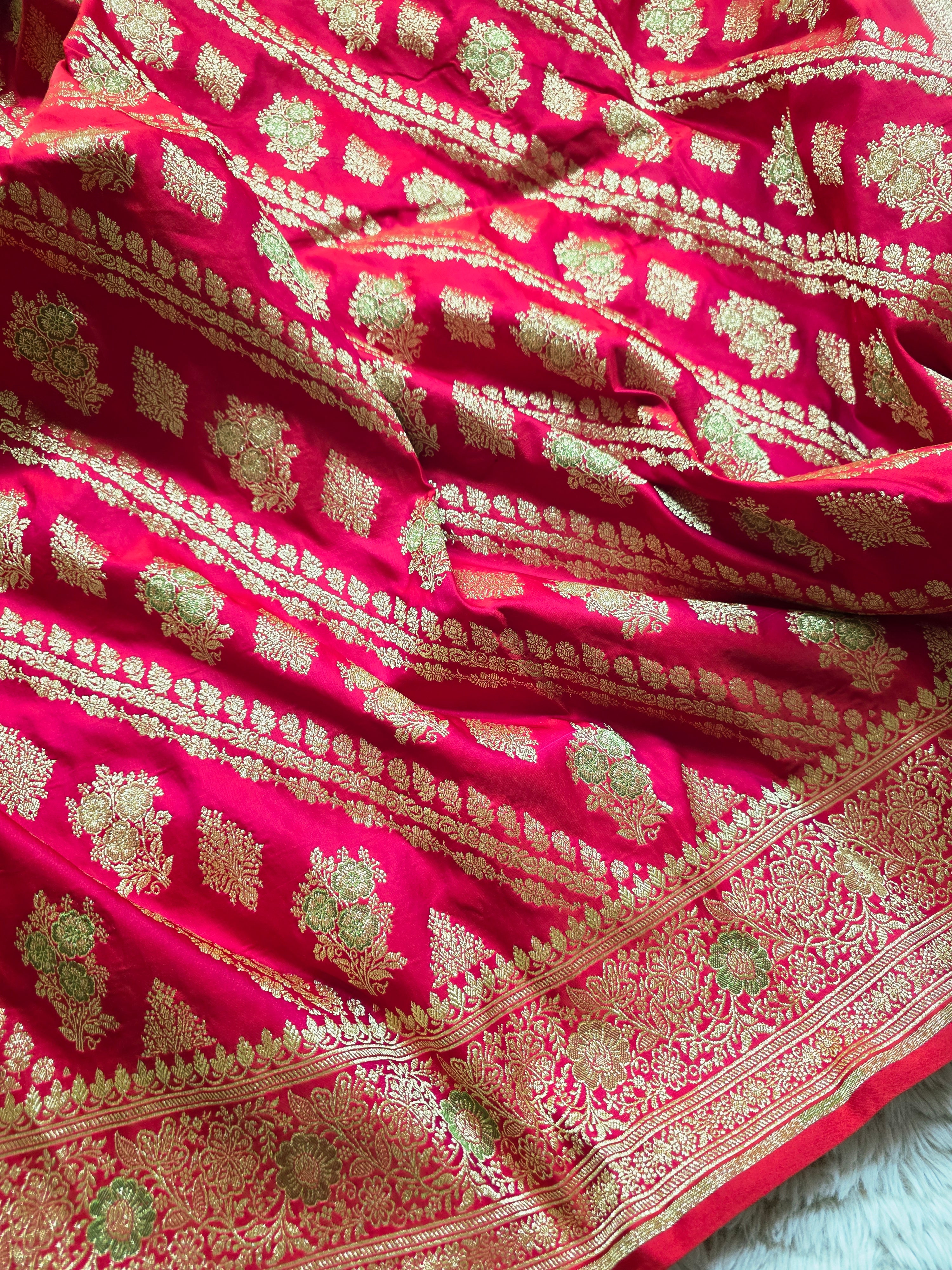 Rani Rose – Pink-Red Banarasi Mashru Katan Silk Saree